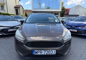 Ford Focus III Sedan Facelifting 1.6 Ti-VCT 105KM 2017 Ford Focus salon Polska 1.6 Benzyna 105KM, zdjęcie 9