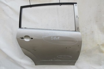 TOYOTA COROLLA VERSO DRZWI PRAWY TYŁ
