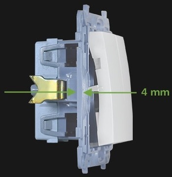 SIMON 10 ДВОЙНАЯ РОЗЕТКА С Z/U ШТЫРЬКОМ ДЛЯ РАМКИ