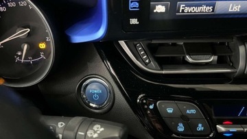 Toyota C-HR I 2017 Toyota C-HR 1.8 Hybryda Ledy Xenon Czarny dach Navi Kamera 1.8 Hybryda 98KM, zdjęcie 37