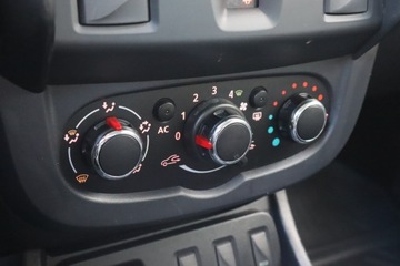 Dacia Duster I SUV Facelifting 1.2 TCe 125KM 2014 Dacia Duster 1.2 TCe, Salon Polska, 1. Właściciel, zdjęcie 15