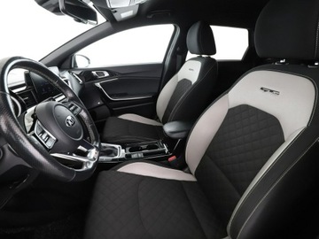 Kia Ceed III Kombi 1.6 CRDi 136KM 2019 Kia Cee&#039;d FV23% GT-Line automat navi grzane fotele, zdjęcie 12
