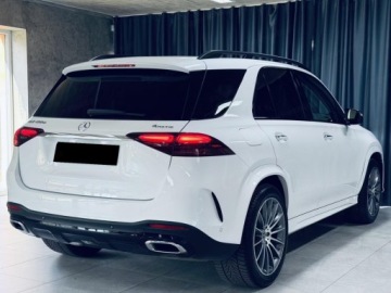 Mercedes GLE V167 SUV Facelifting 3.0 450d 367KM 2026 MERCEDES-BENZ GLE 450 d 4-Matic AMG Line 3.0 (367KM) 2026, zdjęcie 3