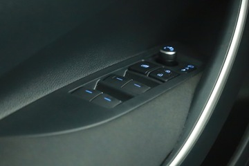 Toyota Corolla XII Sedan 1.8 Hybrid 122KM 2022 Toyota Corolla 1.8 Hybrid, Salon Polska, zdjęcie 17