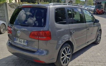 Volkswagen Touran II 1.6 TDI 105KM 2011 Volkswagen Touran 1.6 TDI 110KM Alufelgi Klimatronic 1.6 Diesel 105KM, zdjęcie 4