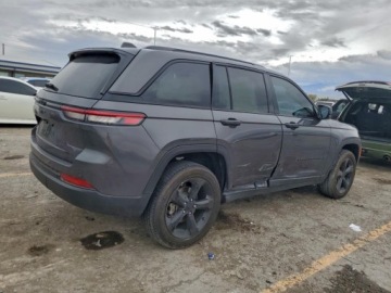 Jeep Grand Cherokee V 2024 Jeep Grand Cherokee Laredo 2024 3.6 Benzyna 293KM, zdjęcie 3