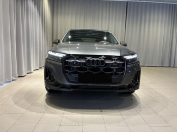 Audi Q7 II 2026 AUDI Q7 55 TFSI e quattro S Line Suv 3.0 (394KM) 2026, zdjęcie 2