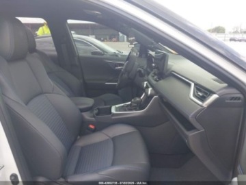 Toyota RAV4 V 2024 Toyota RAV4 HYBRID XSE 2024, od ubezpieczalni 2.5 Benzyna 176KM, zdjęcie 6