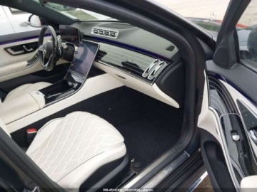 Mercedes Klasa S W223/V223 2022 Mercedes-Benz Klasa S 580 4matic 2022 4.0 Benzyna 496KM, zdjęcie 9