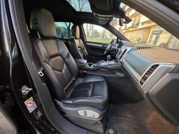 Porsche Cayenne I 3.0D Tiptronic S 240KM 2010 PORSCHE CAYENNE V6 3.0l diesel 239KM*Serwis, doinwestowany * Dokumentacja, zdjęcie 35