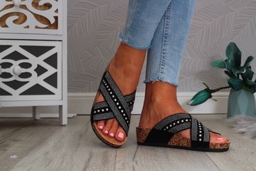 ТАПОЧКИ ЖЕНСКИЕ НА ПЛОСКОЙ ПОДОШВЕ, ПРОФИЛИРОВАННОЙ