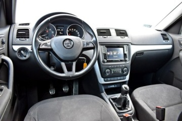 Skoda Yeti Minivan Facelifting 1.4 TSI 125KM 2016 Škoda Yeti Skoda Yeti Bezwypadkowy / Salon Polska, zdjęcie 11