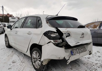 Citroen C4 II Hatchback 5d Facelifting 1.6 HDi 92KM 2015 Citroen C4 2015r, 1.6 HDI. Uszkodzony lewy tyl. Jezdzi. 1.6 Diesel 92KM, zdjęcie 3