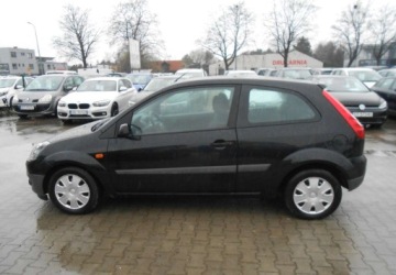 Ford Fiesta VI 1.4 16V 80KM 2006 Ford Fiesta Ford Fiesta VI 1.4 benzyna 81 KM 1.4 Benzyna 81KM, zdjęcie 6