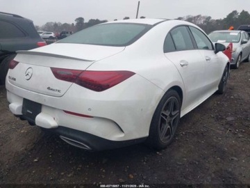 Mercedes CLA C118/X118 2024 Mercedes-Benz CLA MERCEDES-BENZ CLA 250 COUPE 4MATIC 2.0 Benzyna 221KM, zdjęcie 1