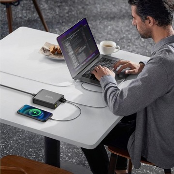 ŁADOWARKA 6-PORTOWA USB C, 160W GaN3 Z WYŚWIETLACZEM LED