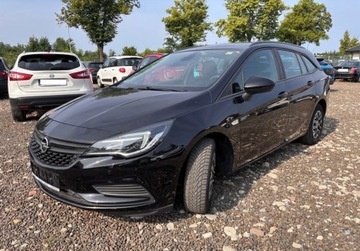Opel Astra K Sports Tourer 1.4 Twinport 100KM 2016 Opel Astra 1.4B 101KM klima ksiazka bezwypadek ledy 1.4 Benzyna 100KM, zdjęcie 4