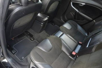 Volvo V40 II Hatchback Facelifting 2.0 D2 120KM 2018 Volvo V40 2.0 D2 R-Design nawigacja gwarancja, zdjęcie 30