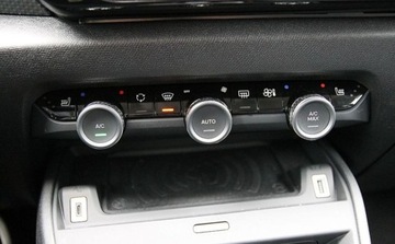 Citroen 2024 Citroen C4X C4 X 1.2 mHEV Max eDCT6 145KM Gwarancja od RiA 1.2 Benzyna, zdjęcie 31