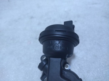 06M121678F VENTIL RADIÁTORU AUDI Q5 80A
