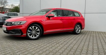 Volkswagen Passat B8 2020 Volkswagen Passat DSG PlugIn LED Webasto Bezwypadkowy Piekny kolor Faktu, zdjęcie 4