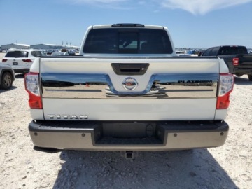 Nissan Titan 2017 Nissan Titan 2017 NISSAN TITAN SV 5.6 Benzyna 400KM, zdjęcie 5