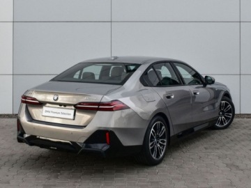 BMW Seria 5 G90-91 Touring 2.0 520d 197KM 2025 BMW Seria 5 BMW 520d xDrive Limuzyna 2.0 Diesel 197KM, zdjęcie 1