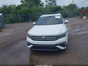 Volkswagen Tiguan II 2022 Volkswagen Tiguan 2022 Volkswagen Tiguan 2.0T SE 4MOTION 2.0 Benzyna 184KM, zdjęcie 8