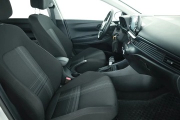 Hyundai Bayon SUV 1.0 T-GDI 100KM 2022 Hyundai Bayon 1.0 T-GDI, Serwis ASO, Automat, zdjęcie 8