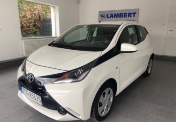 Toyota Aygo II Hatchback 5d 1.0 VVT-i 69KM 2015 Toyota Aygo Salon Polska I wlasciciel Benzyna 69KM