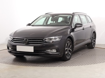 Volkswagen Passat B8 Variant Facelifting 1.5 TSI EVO 150KM 2022 VW Passat 1.5 TSI, Salon Polska, 1. Właściciel, zdjęcie 1