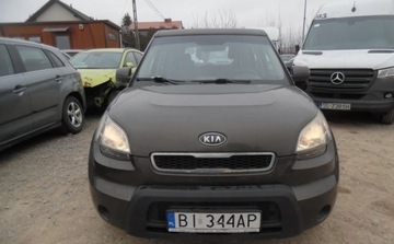 Kia Soul I Crossover 1.6 CRDI VGT 128KM 2009 Kia Soul 022010r, Salonowy. 1.6 CRDI. Lekko uszkodzony lewy tyl. Jezdzi., zdjęcie 16
