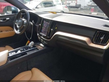 Volvo XC60 II 2022 Volvo XC 60 B6 Inscription 2022 2.0l 2.0 Benzyna 295KM, zdjęcie 9