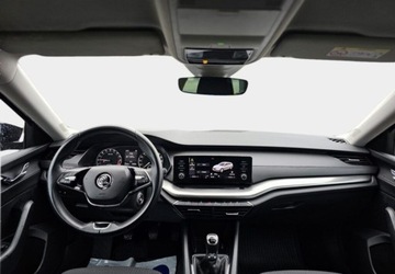 Skoda Octavia IV Kombi 2.0 TDI 150KM 2022 Skoda Octavia nowy Rozrzad i Hamulce - Czujniki - Kamera - Stan bdb - Fakt, zdjęcie 29