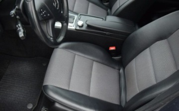 Mercedes Klasa C W204 Limuzyna 1.8 180 CGI BlueEFFICIENCY 156KM 2010 Mercedes-Benz Klasa C 1.8B Automat 2KPL KOL PDC Hak Oryginal Lakier Sprowa, zdjęcie 19