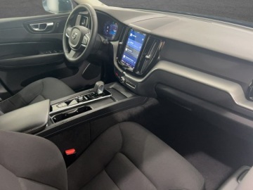 Volvo XC60 II 2021 Volvo XC 60 B4 B Momentum Pro, zdjęcie 13