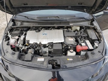 Toyota Prius IV Hatchback Plug-in 1.8 Hybrid Plug-in 122KM 2021 Toyota Prius Prime LE 2021 1.8l 1.8 Hybryda 121KM, zdjęcie 6