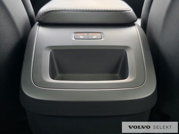 Volvo XC60 II 2023 Volvo XC 60 FV23 Plus Dark B4 B 197KM 360 ACC Harm, zdjęcie 32