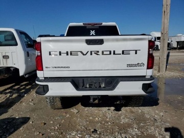 Chevrolet Silverado II 2020 Chevrolet Silverado K2500 High Country 2020 6.6l 6.6 Diesel 445KM, zdjęcie 2