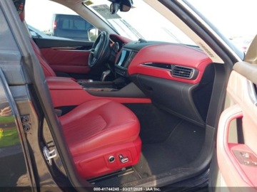 Maserati Levante 2022 Maserati Levante GT 2022 3.0l 3.0 Benzyna 345KM, zdjęcie 9