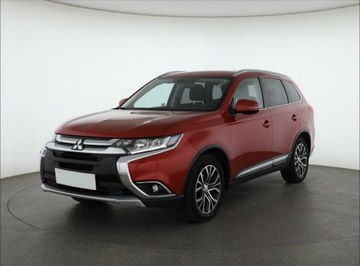 Mitsubishi Outlander III SUV Facelifting 2017 2.0 150KM 2017 Mitsubishi Outlander 2.0, Salon Polska, zdjęcie 1