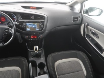 Kia Ceed II Kombi 1.6 CRDi 128KM 2014 Kia Ceed 1.6 CRDi, Salon Polska, Navi, Klima, zdjęcie 7