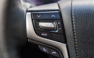 Toyota Land Cruiser VII Terenowy 3d 2.8 D-4D 177KM 2020 Toyota Land Cruiser LC 2.8 D-4D Premium aut 2.8 Diesel 177KM, zdjęcie 34