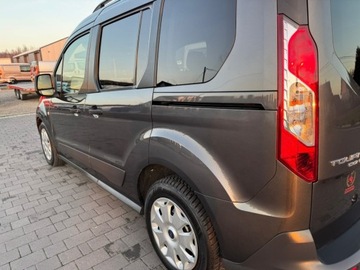 Ford Tourneo Connect II Standard 1.5 TDCi 120KM 2016 Ford Tourneo Connect Bogato doposazony I Lakier 100 Bezwypadkowy 1.5, zdjęcie 6