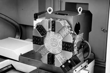 ТОКАРНЫЙ СТАНОК С ЧПУ 400x1000 ГИДРАВЛИКА