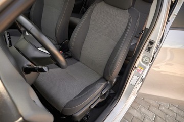 Toyota Yaris III 2015 Toyota Yaris Hybrid 1.5 VVT-i KAMERA zarejestrowany w Polsce, zdjęcie 22