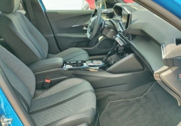 Peugeot 2008 II SUV Facelifting 1.2 PureTech 130KM 2024 Peugeot 2008 PureTech 130 Allure SS EAT8 SalonPL FVat 2024 Maly Przebieg, zdjęcie 12