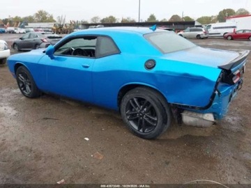 Dodge Challenger III 2018 Dodge Challenger 3.6 V6 305 KM Pentastar, 4x4, wersja SXT, skora, prosta n, zdjęcie 2