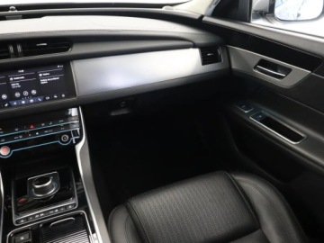 Jaguar XF II Sportbrake 2.0 i4D 240KM 2019 Jaguar XF 25d AWD, Salon Polska, 1. Właściciel, zdjęcie 7