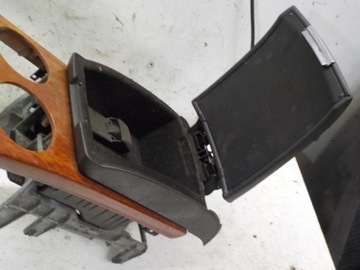 LOKETNÍ OPĚRKA VOLKSWAGEN OE 5M0864207G